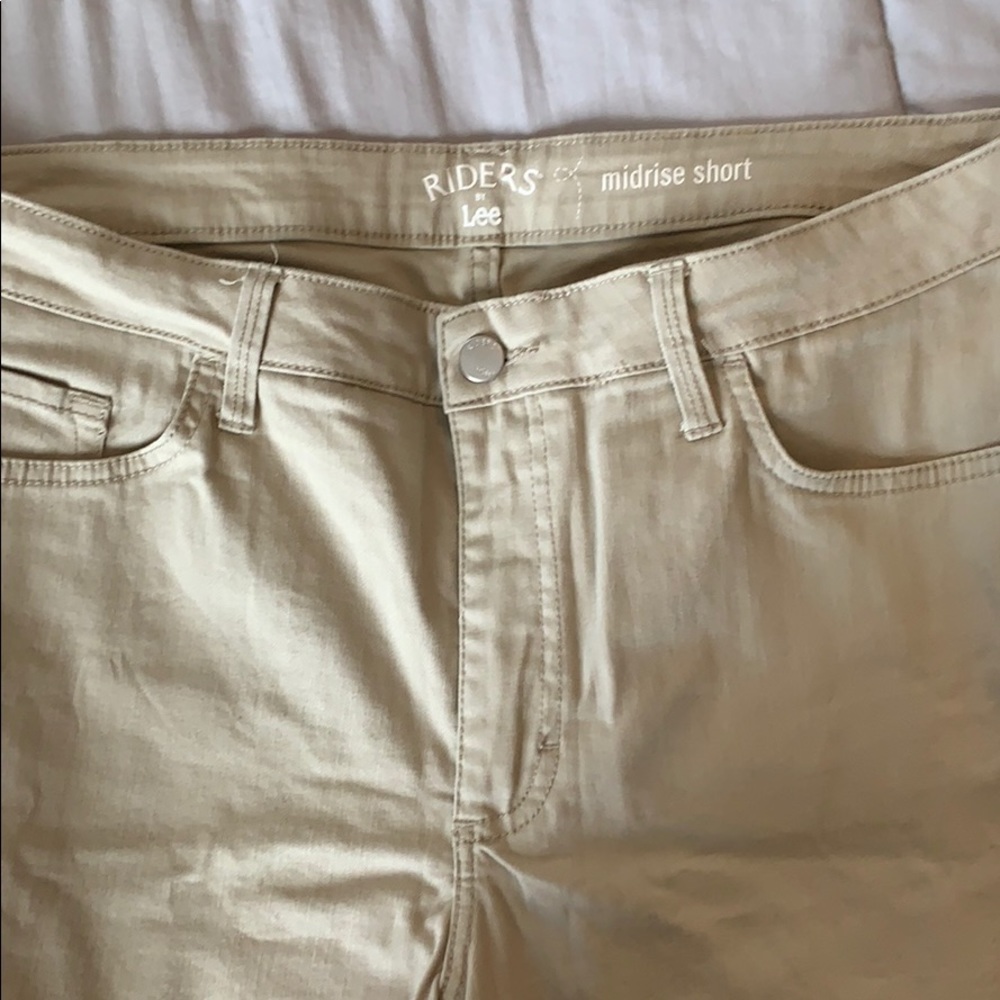 Riders Shorts - Picture 2 of 4